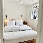 Cozy And Spacious Close To The Water Casa de Férias Nykøbing Sjælland