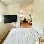 Cozy And Spacious Close To The Water Casa de Férias *