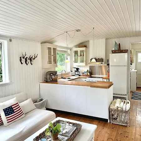 Cozy And Spacious Close To The Water Nykøbing Sjælland